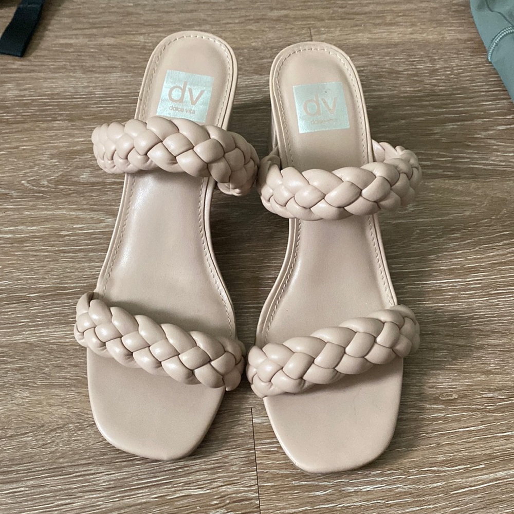 Dolce Vita nude heeled sandals. Size 9.5. Worn 1 time!